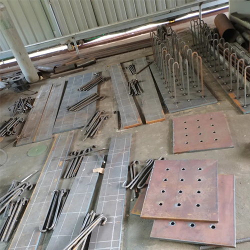 有哪些其他因素会影响邢台预埋件位置的确定？